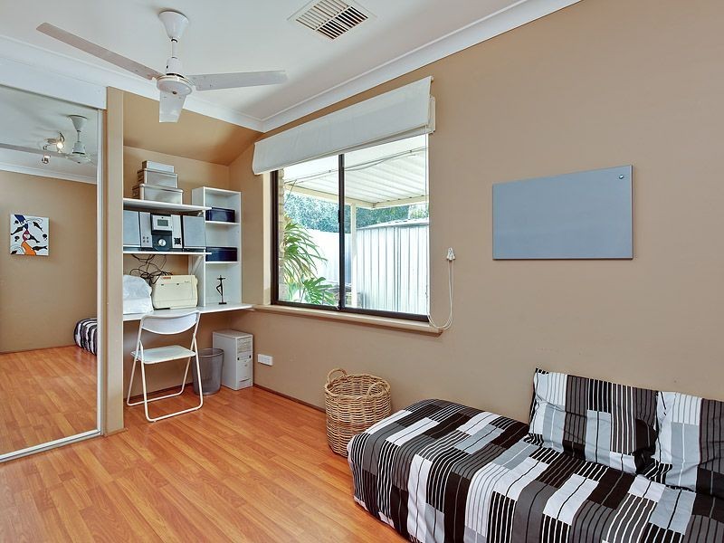 5 Rolland Court, Leeming WA 6149