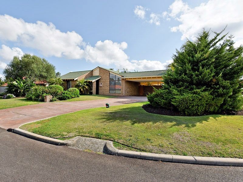 5 Rolland Court, Leeming WA 6149