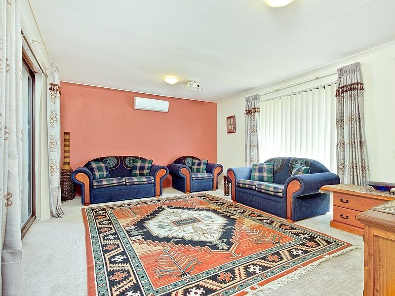 7 Gowther Street, Leeming WA 6149