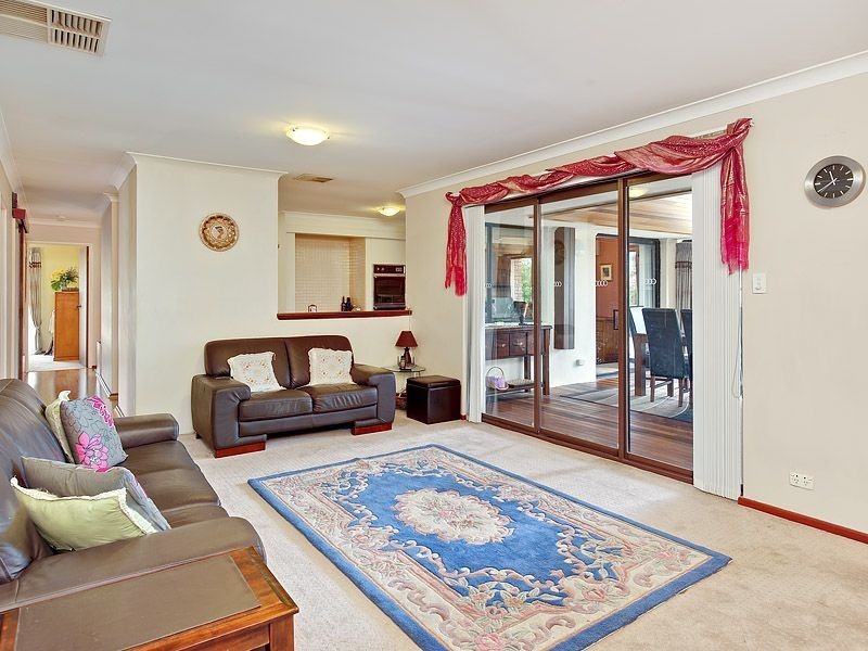 7 Gowther Street, Leeming WA 6149