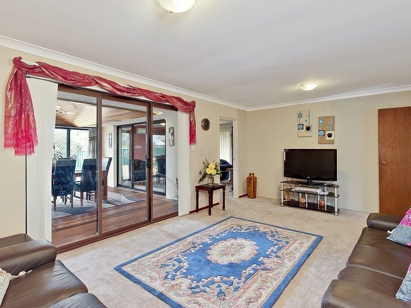 7 Gowther Street, Leeming WA 6149