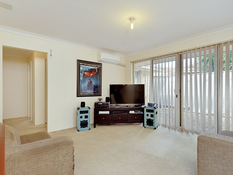 2/10 Clemros Way, Leeming WA 6149