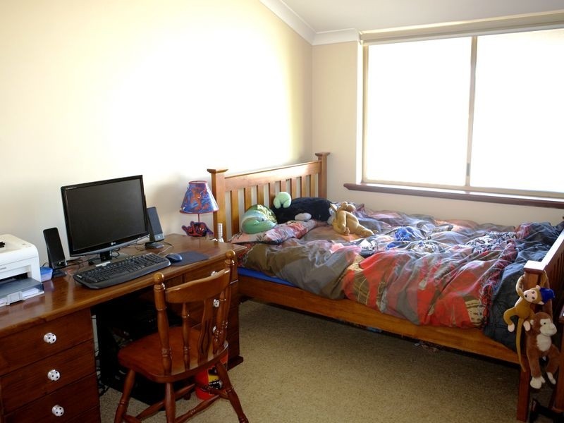 9 Witney Place, Leeming WA 6149