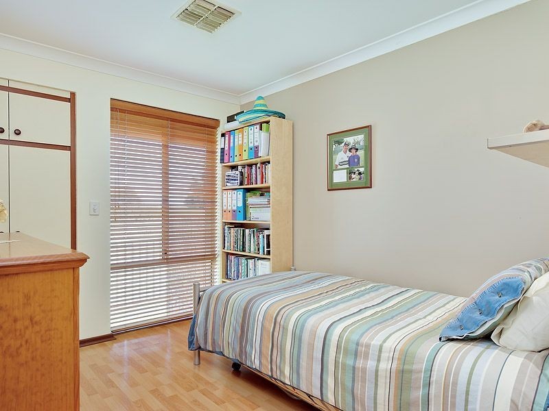 9 Mellor Court, Leeming WA 6149