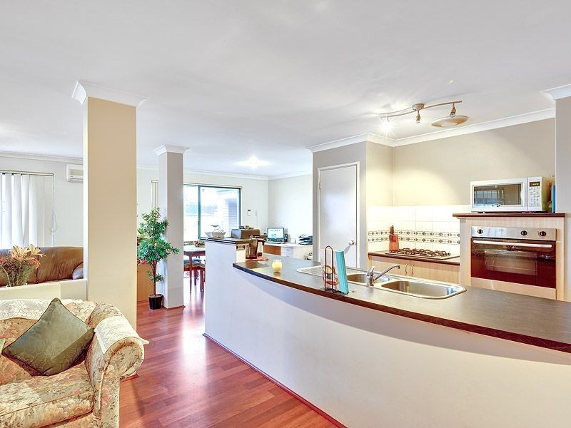 25 Champion Drive, Bertram WA 6167