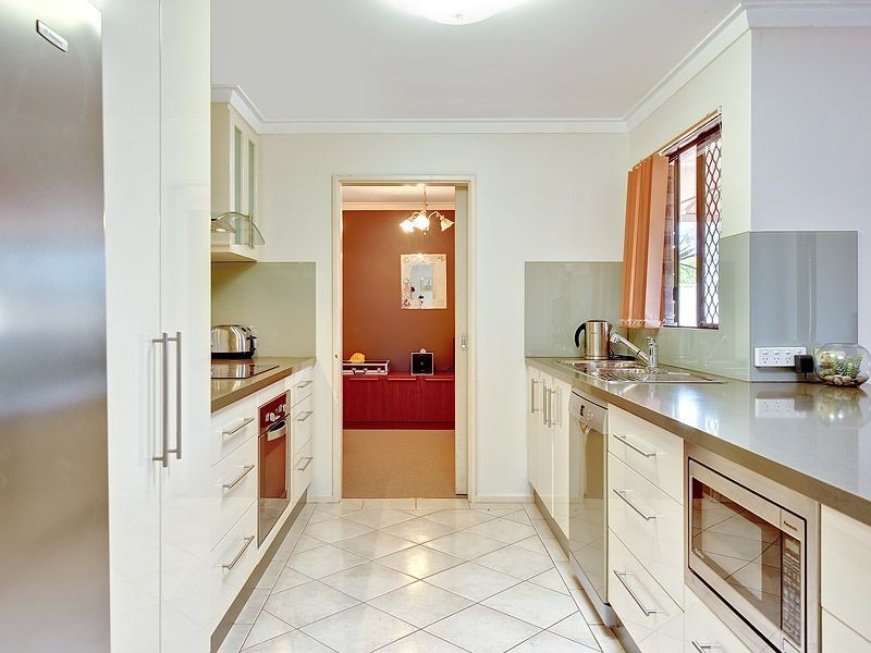 15 Gowther Street, Leeming WA 6149