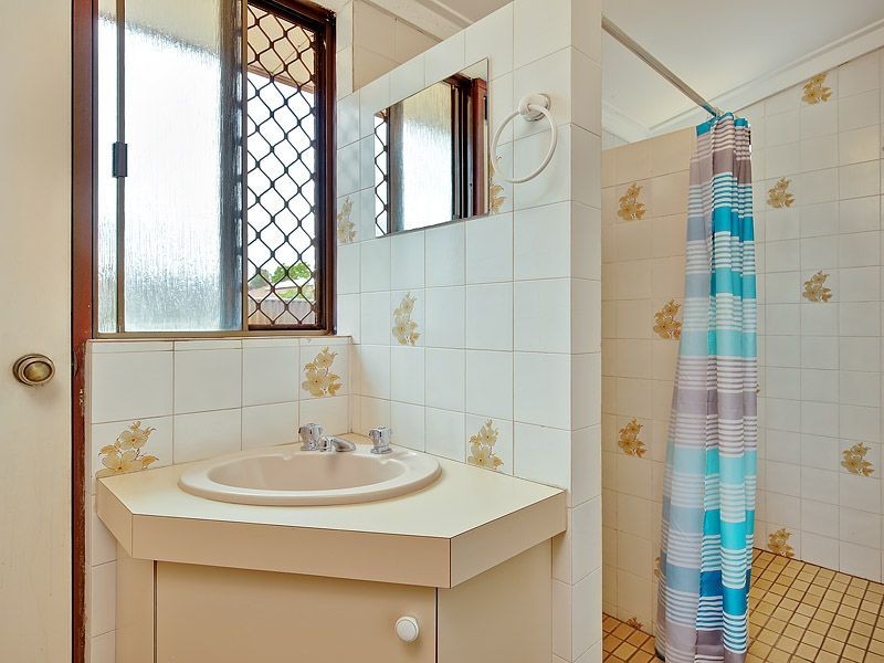 15 Gowther Street, Leeming WA 6149
