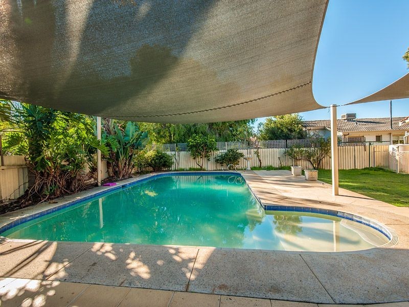 37 Windich Road, Bull Creek WA 6149