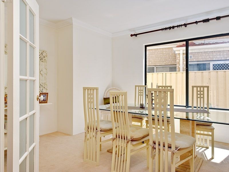 22 Kooralbyn Valley Crescent, Jandakot WA 6164