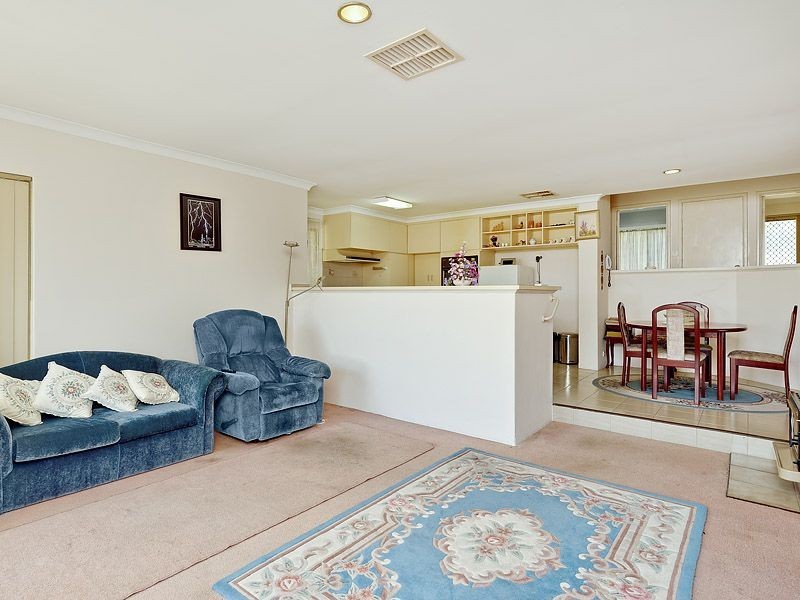 5 Pirrett Court, Leeming WA 6149