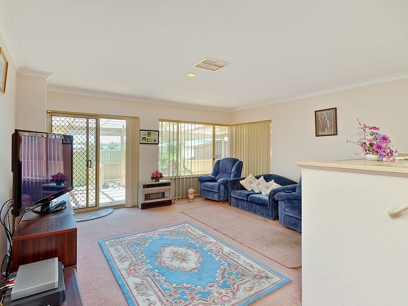 5 Pirrett Court, Leeming WA 6149