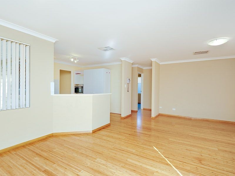 18A Noreatt Place, Leeming WA 6149