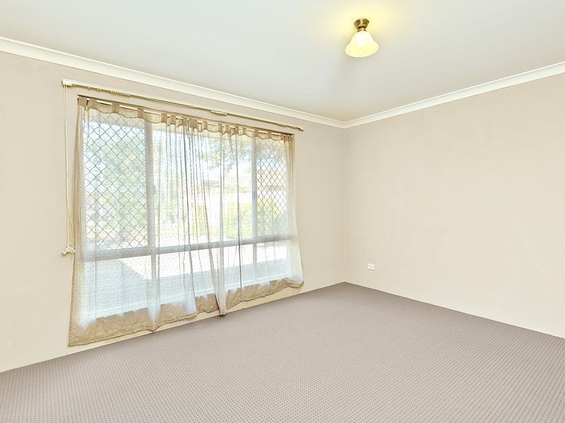 18A Noreatt Place, Leeming WA 6149