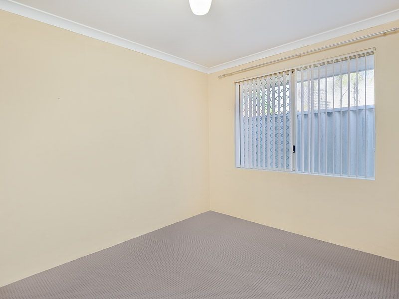 18A Noreatt Place, Leeming WA 6149