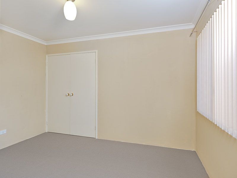 18A Noreatt Place, Leeming WA 6149