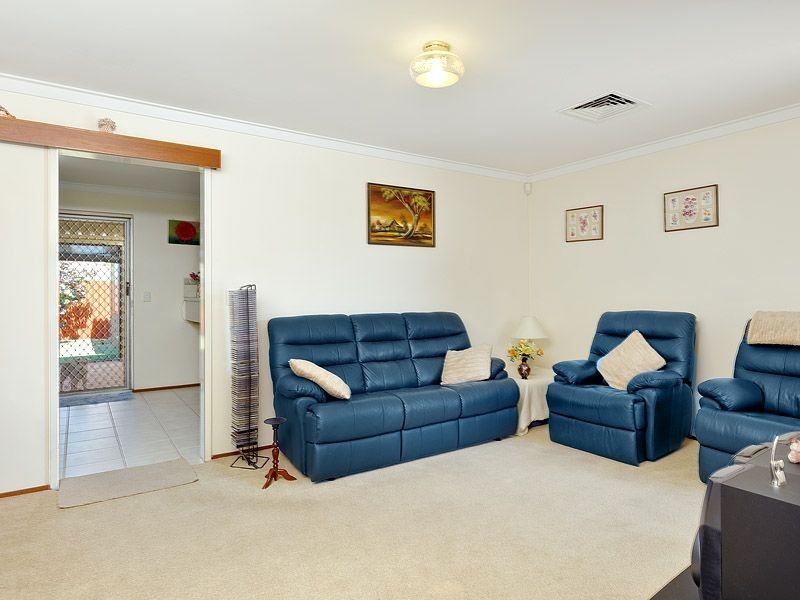 8A Weeks Way, Bull Creek WA 6149