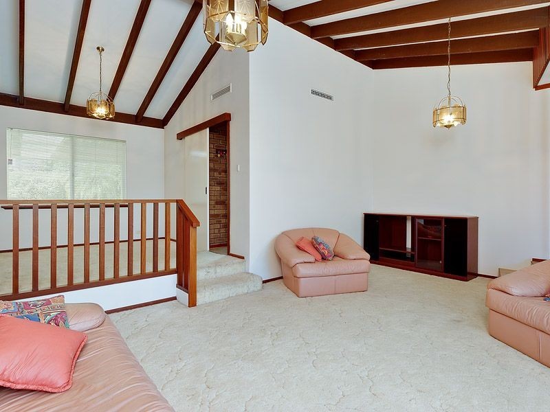 5 Amphion Place, Leeming WA 6149