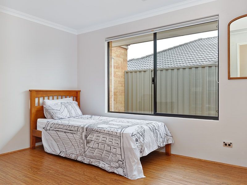 50 Archdale Loop, Piara Waters WA 6112