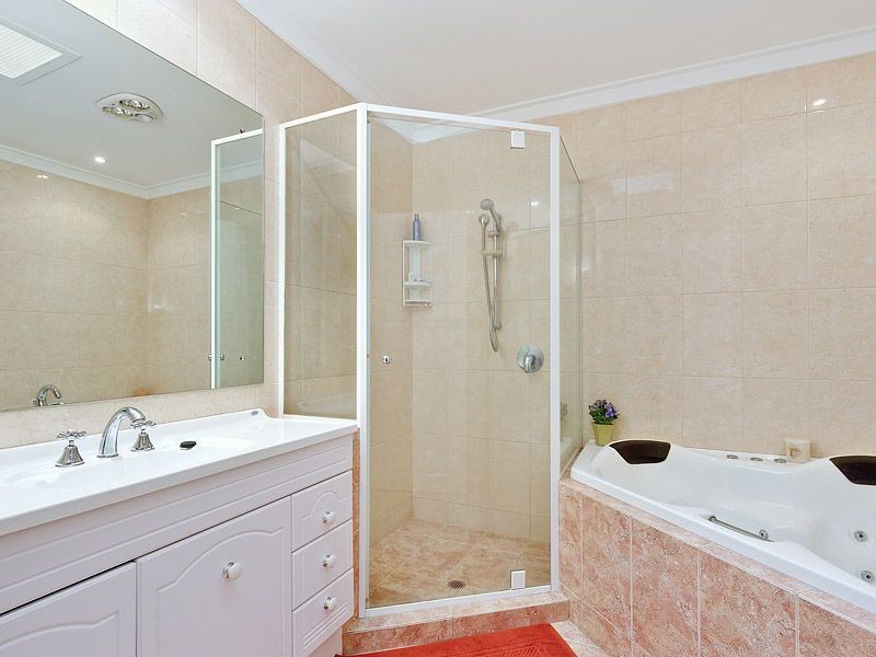 18 Wethered Street, Leeming WA 6149