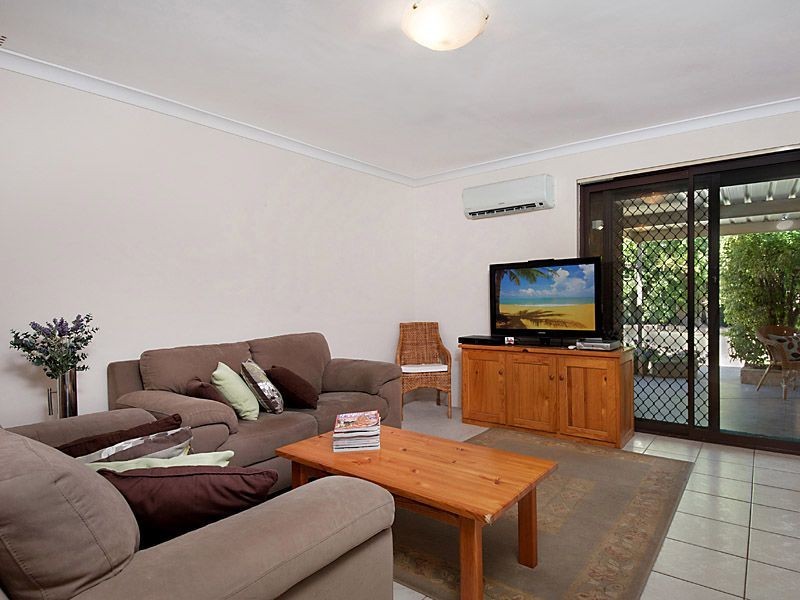 64 Burnett Ave, Leeming WA 6149