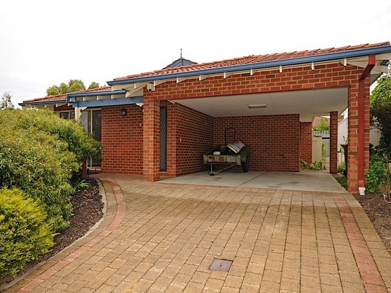 1D Cluelow Rise, Leeming WA 6149