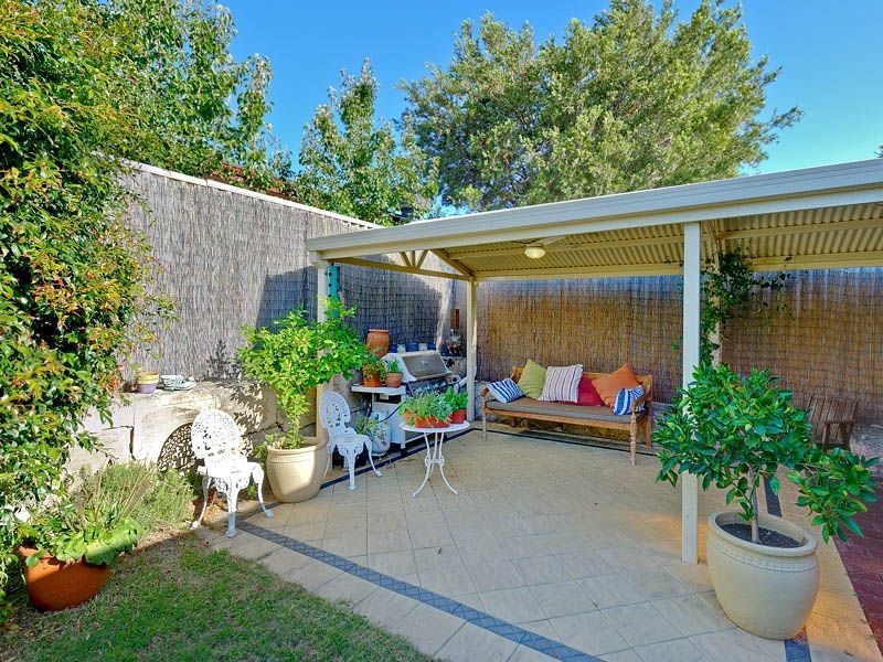 62 Gracechurch Crescent, Leeming WA 6149