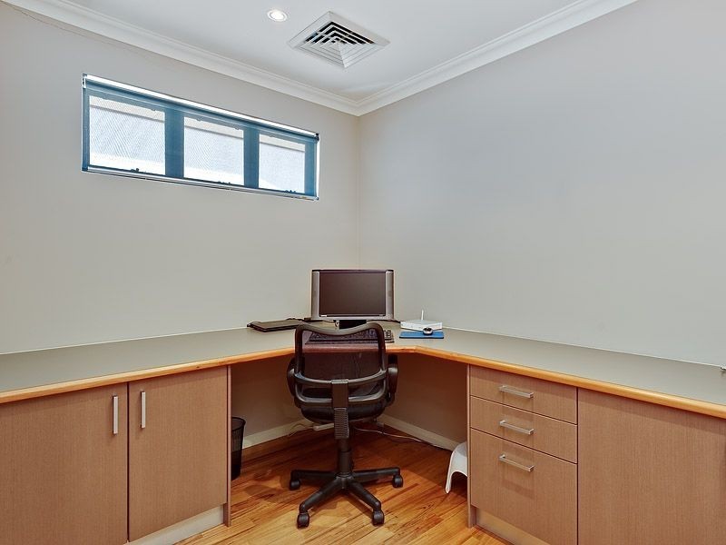 19 Noalimba Crescent, Bateman WA 6150