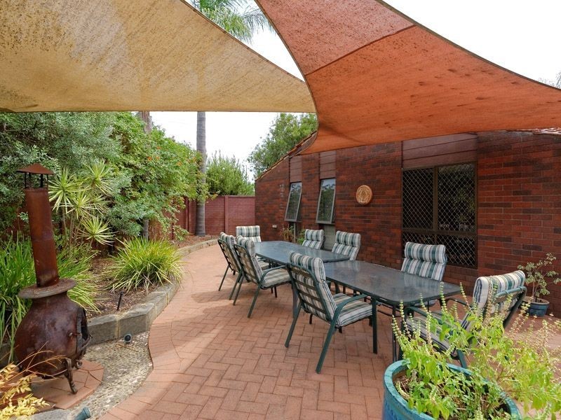 1 Gracechurch Crescent, Leeming WA 6149