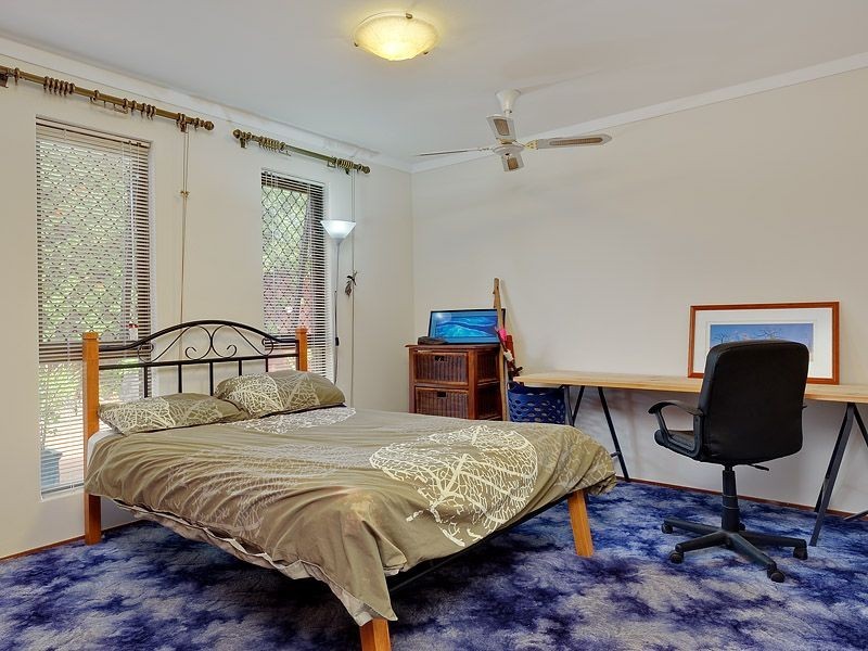 1 Gracechurch Crescent, Leeming WA 6149