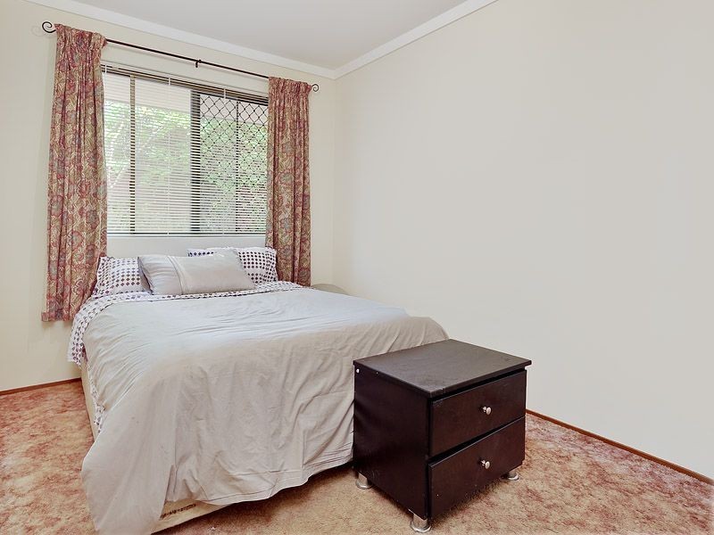 1 Gracechurch Crescent, Leeming WA 6149