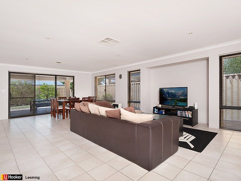 40 Daleford Way, Southern River WA 6110