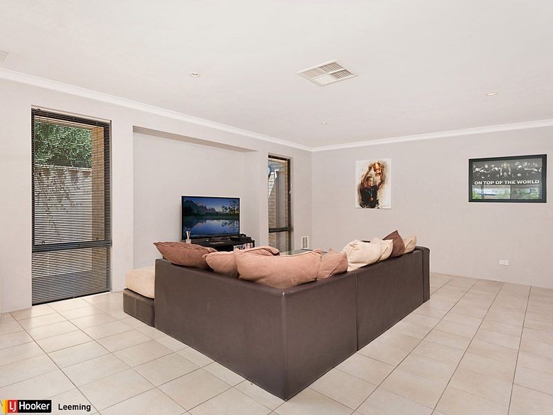 40 Daleford Way, Southern River WA 6110