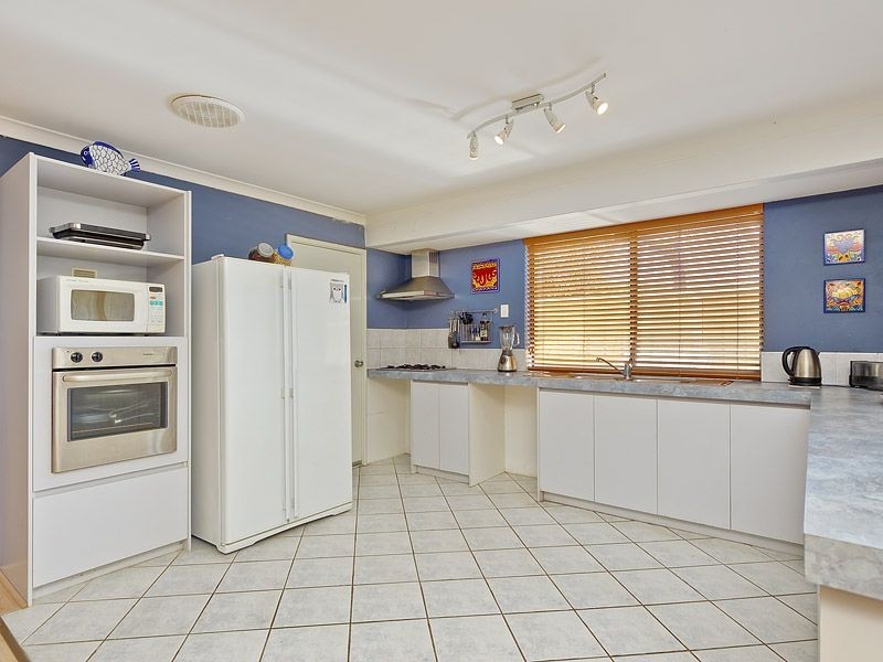 26 Annois Road, Bibra Lake WA 6163