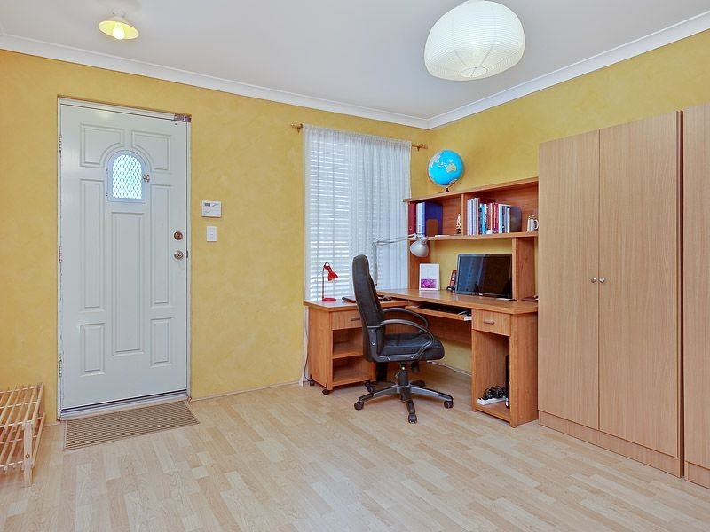 26 Annois Road, Bibra Lake WA 6163