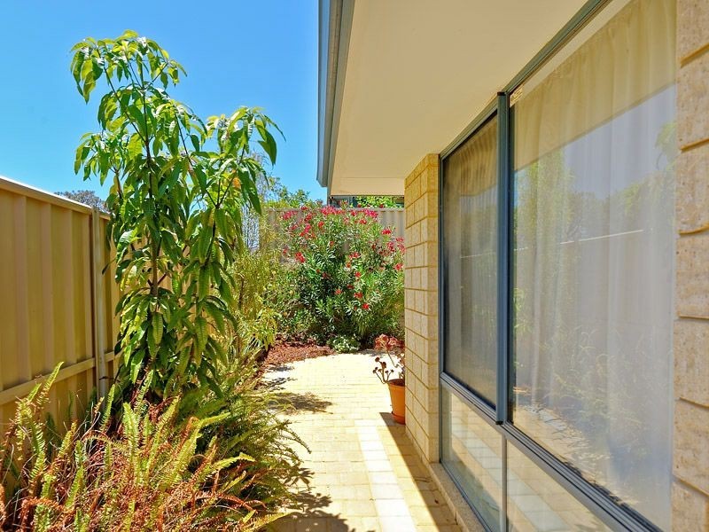 26 Annois Road, Bibra Lake WA 6163