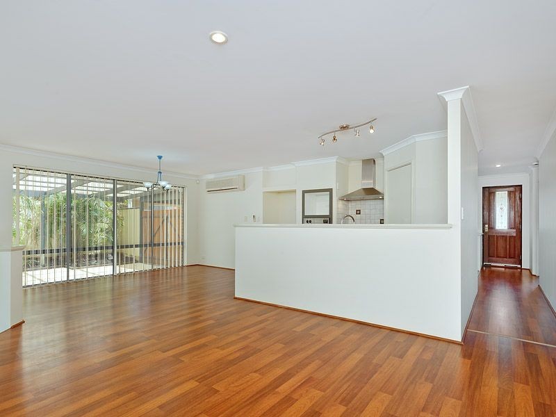 6 Kakadu Rest, Bertram WA 6167