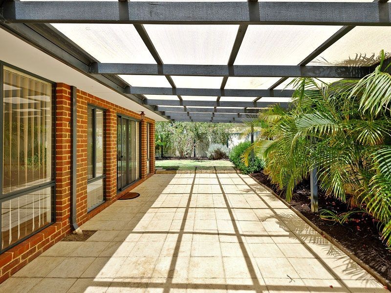 6 Kakadu Rest, Bertram WA 6167