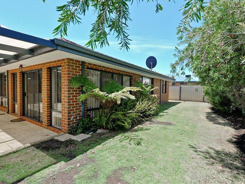 6 Kakadu Rest, Bertram WA 6167