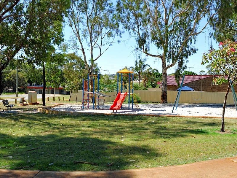 18 Watterton  Place, Hamilton Hill WA 6163