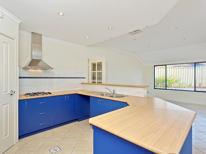 5B Mackaya Court, South Lake WA 6164