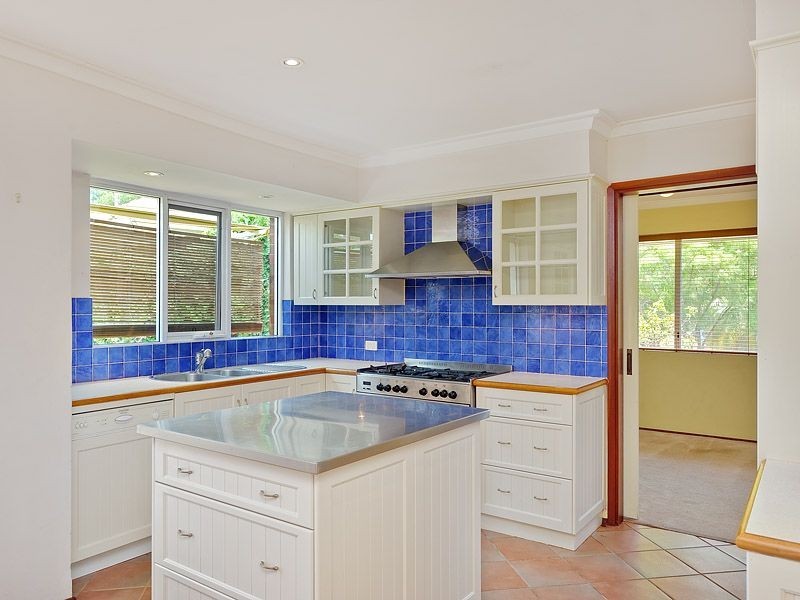 17 Stoddart Way, Bateman WA 6150