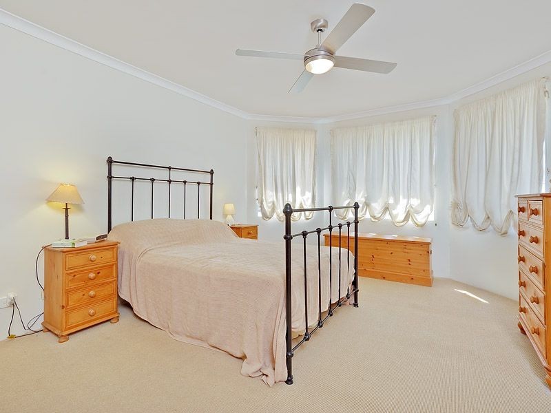 2 Haywood Trail, Leeming WA 6149