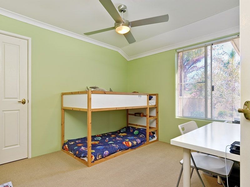 2 Haywood Trail, Leeming WA 6149