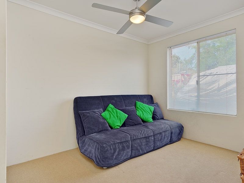 2 Haywood Trail, Leeming WA 6149