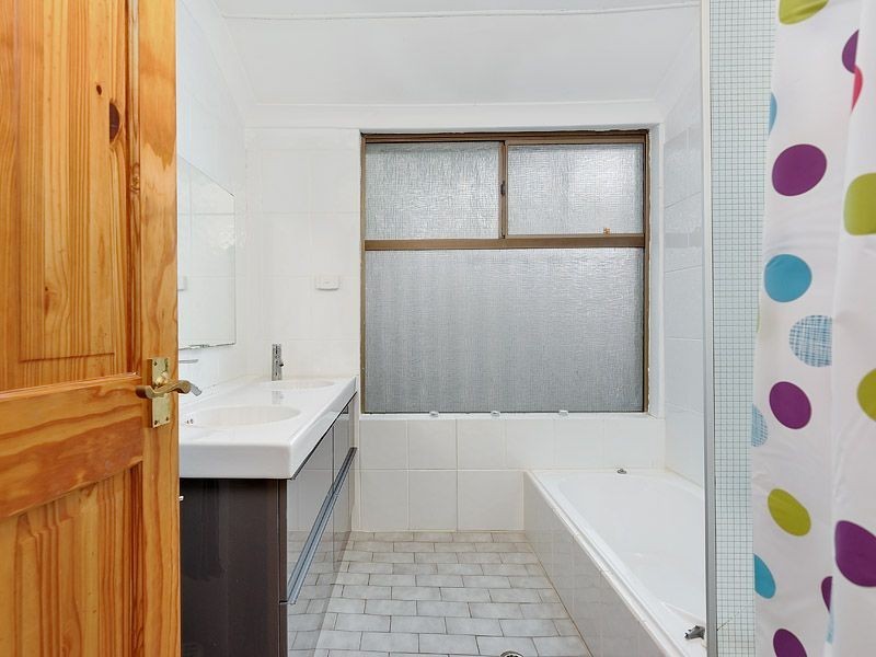 47 Colonial Drive, Bibra Lake WA 6163