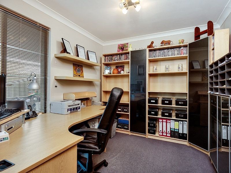 47 Colonial Drive, Bibra Lake WA 6163