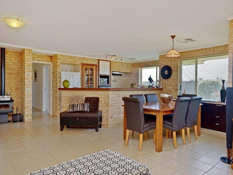 5 Bonham Court, Leeming WA 6149