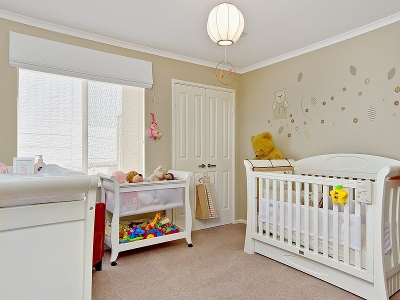 5 Bonham Court, Leeming WA 6149