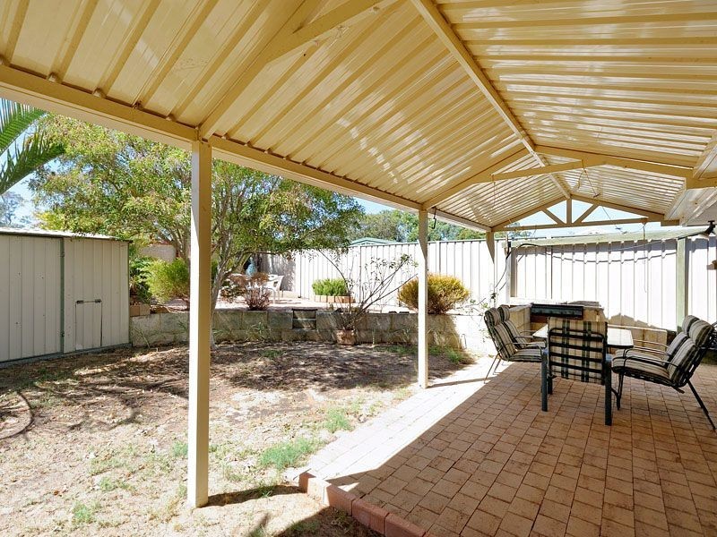 42B Marshwood Retreat, Bibra Lake WA 6163