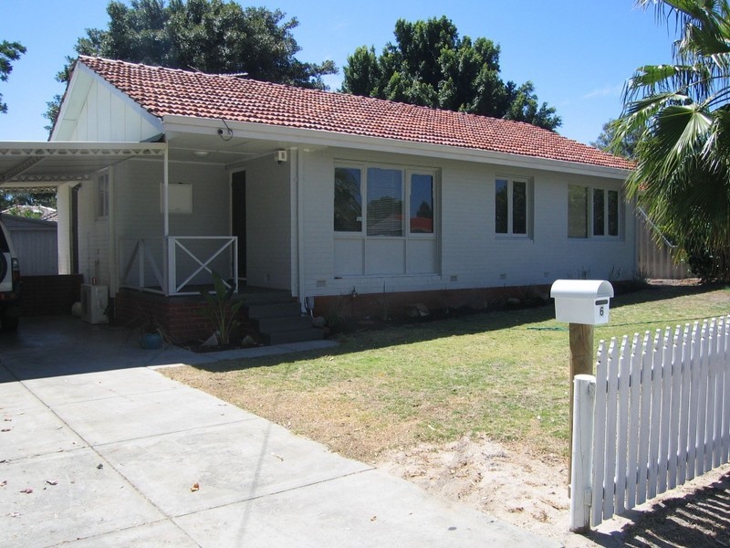 6 Rhyl Place, Langford WA 6147
